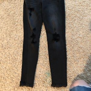 NWT AE Black distressed jeggings!
